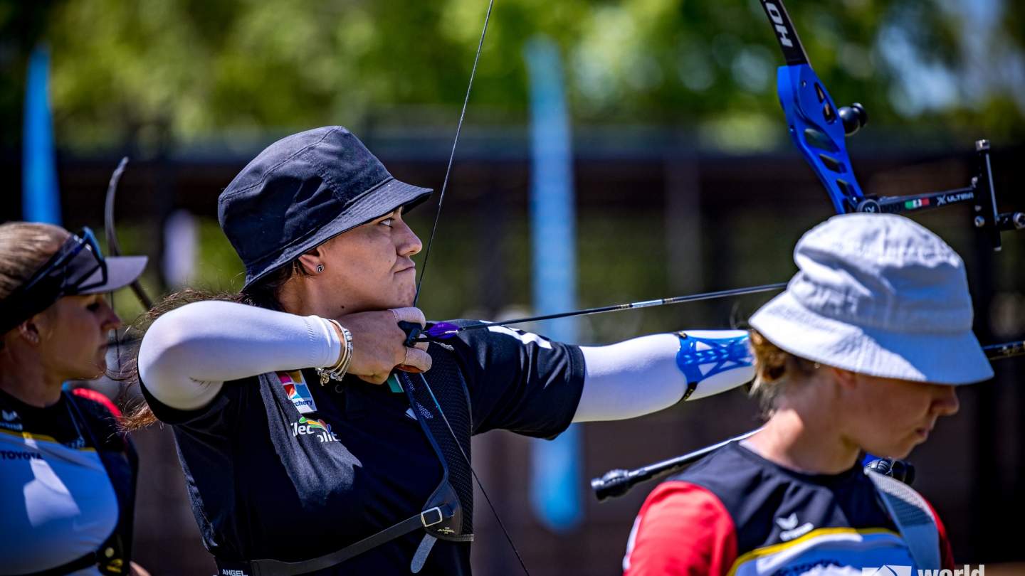 ALEJANDRA VALENCIA DISPUTARÁ ORO EN MIXTO DE COPA DEL MUNDO 